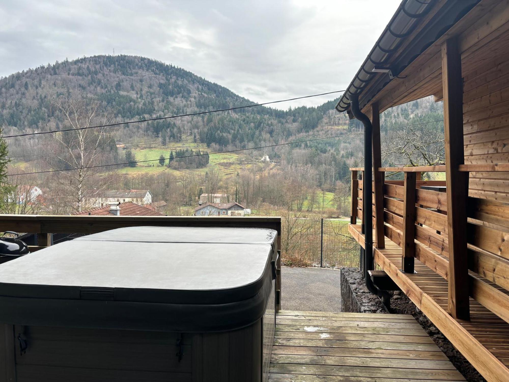 Chalet Du Faubourg & Jacuzzi, Proximite Gerardmer & La Bresse Rochesson Zewnętrze zdjęcie