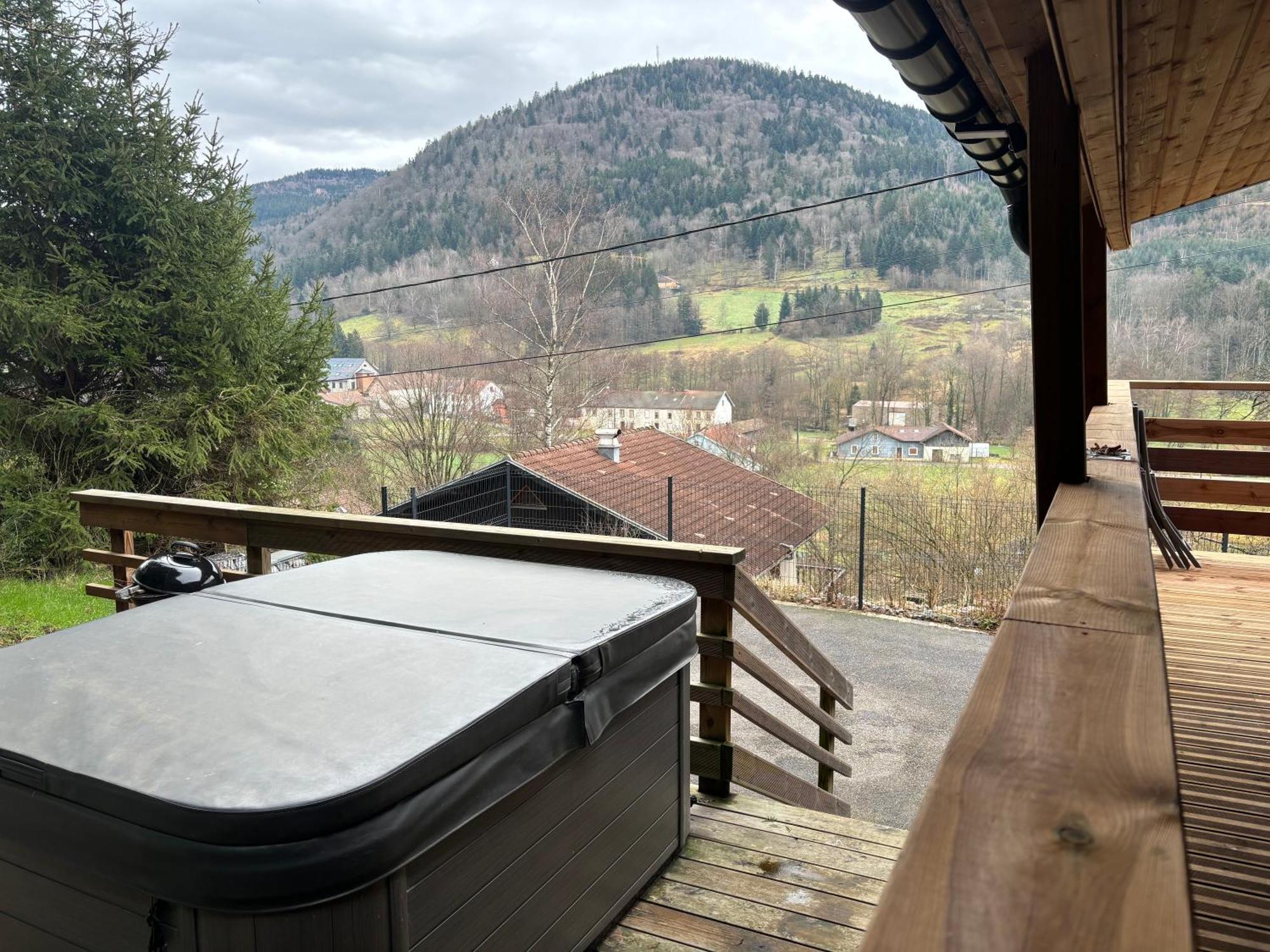 Chalet Du Faubourg & Jacuzzi, Proximite Gerardmer & La Bresse Rochesson Zewnętrze zdjęcie
